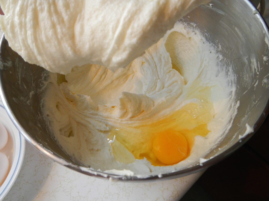 Cream Cheese Pound Cake_16