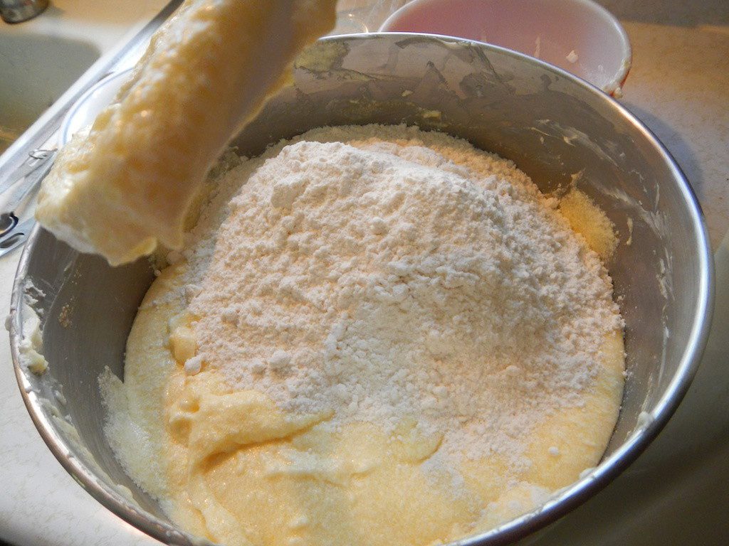 Cream Cheese Pound Cake_18