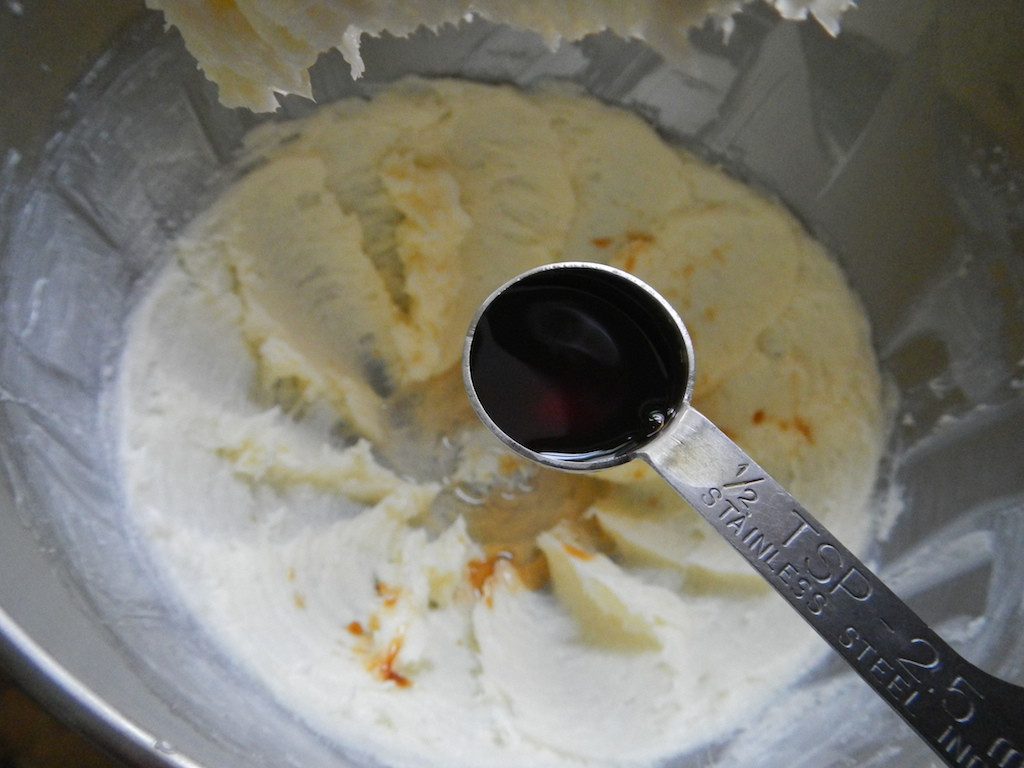 Pecan Crescent Cookie 07