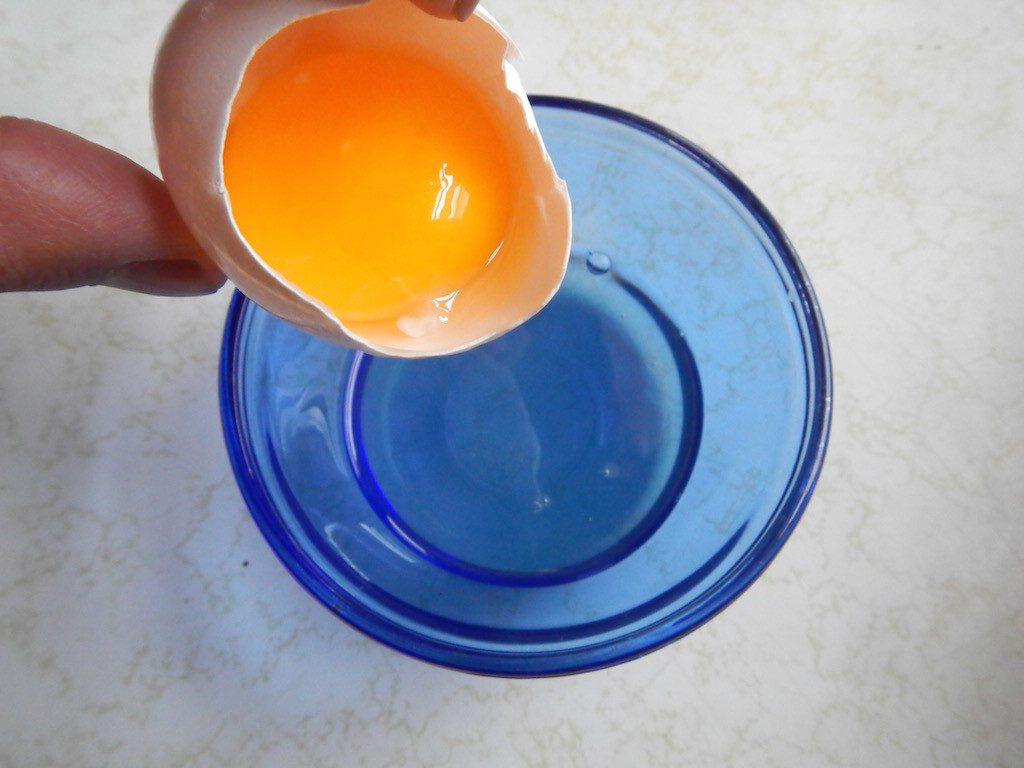 How to make cinnamon almonds