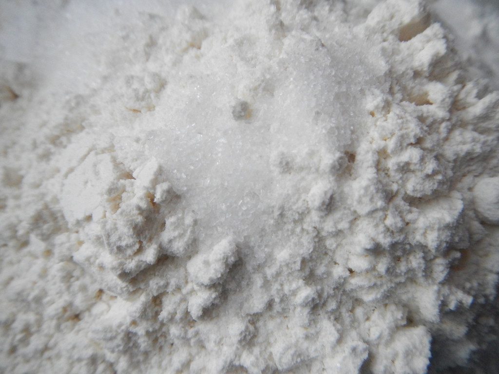 White chocolate macadamia nut cookie