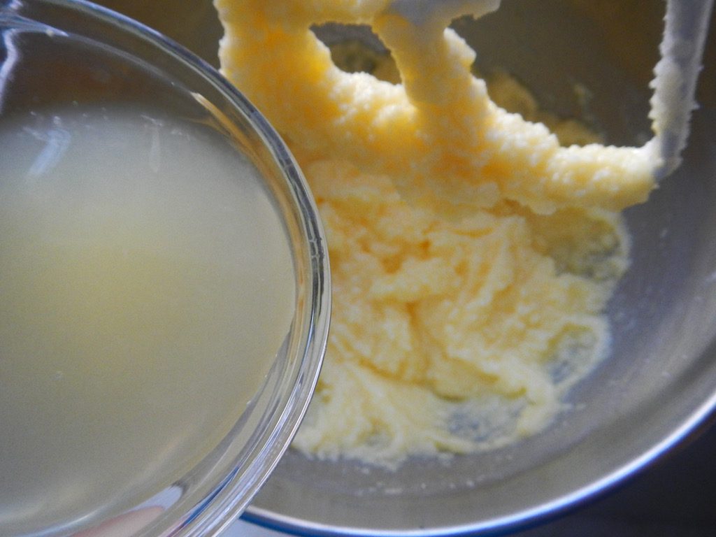 Raspberry Yogurt Cake