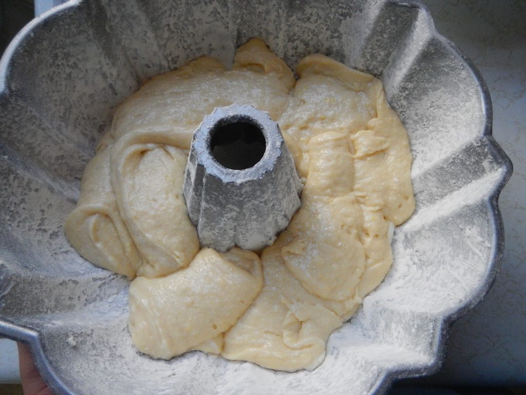 Raspberry Yogurt Cake