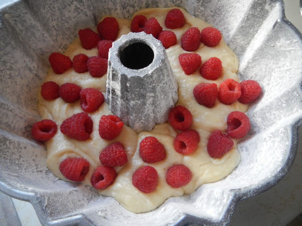 Raspberry Yogurt Cake
